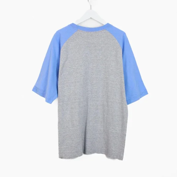 Y2K Nike Team Carolina T-Shirt (Medium) - Picture 3 of 4